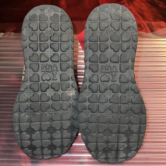 UGG KNOTTY LEOPARD BOOTS. Size 5. Very good used condition. - Picture 6 of 9